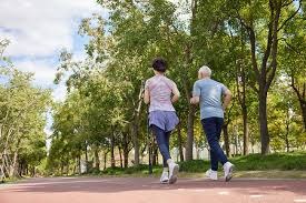 尽力局！约瑟夫·杨27分钟 19中10&三分9中4空砍全场最高32分