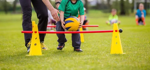 百家乐退隐型思维，是看清（看清后退隐：百家乐的思考模式）