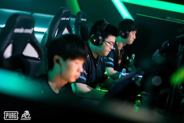 凡的较量 凡的较量