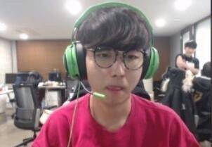 她历经甘苦 她历经甘苦