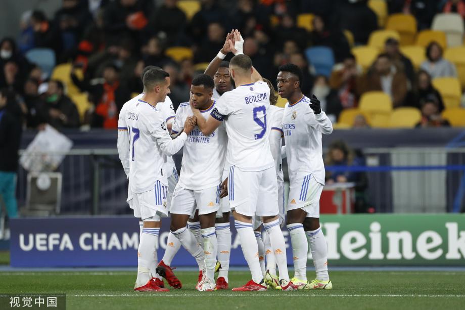 内线优势明 内线优势明